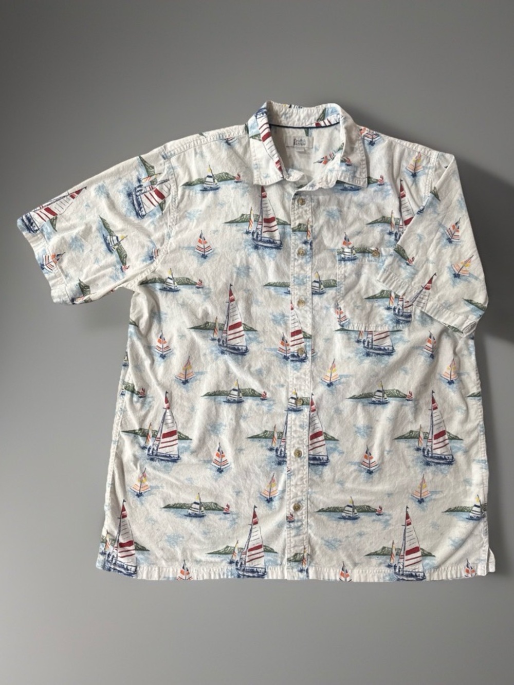 Croft & Barrow Men’s Button-Up Shirt XL Tall Sailboat Print Short Sleeve Casual